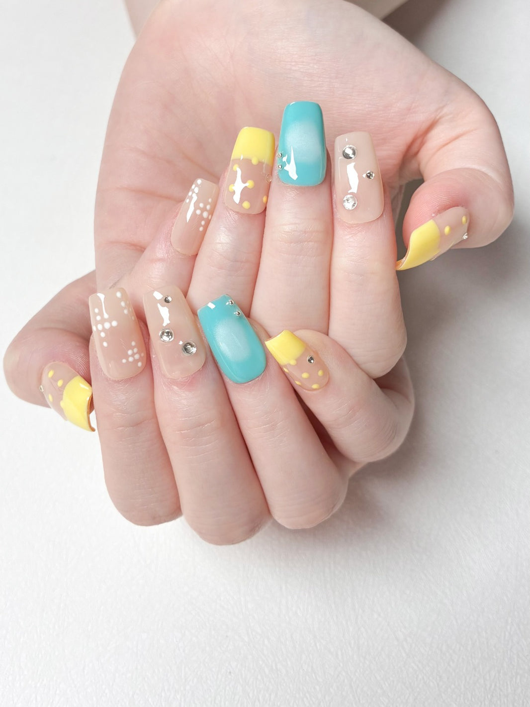 Summer Pastel Candy Dot Crystal Fake Nails
