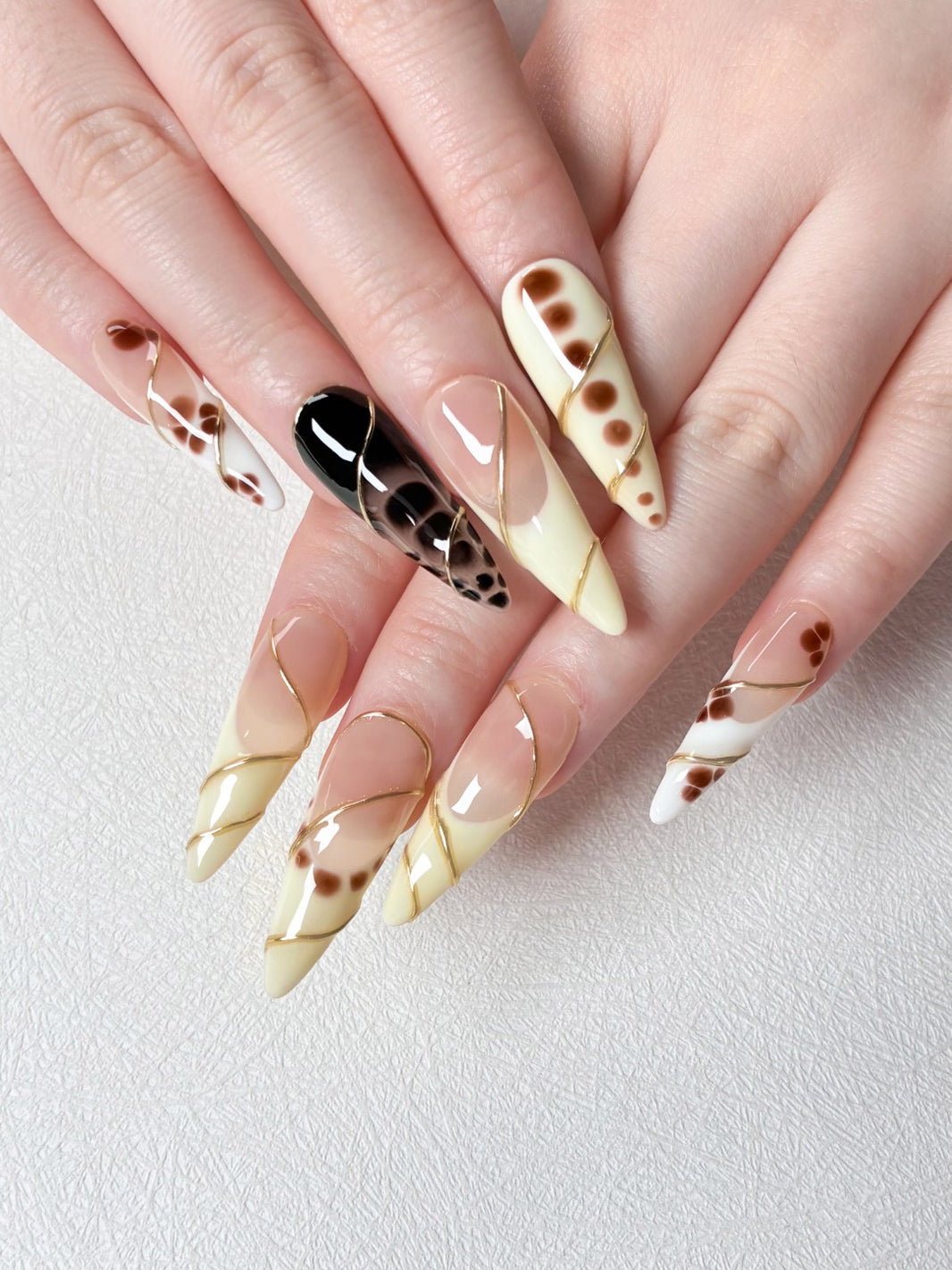 Coffee Leopard Gold Line Handmade Nails