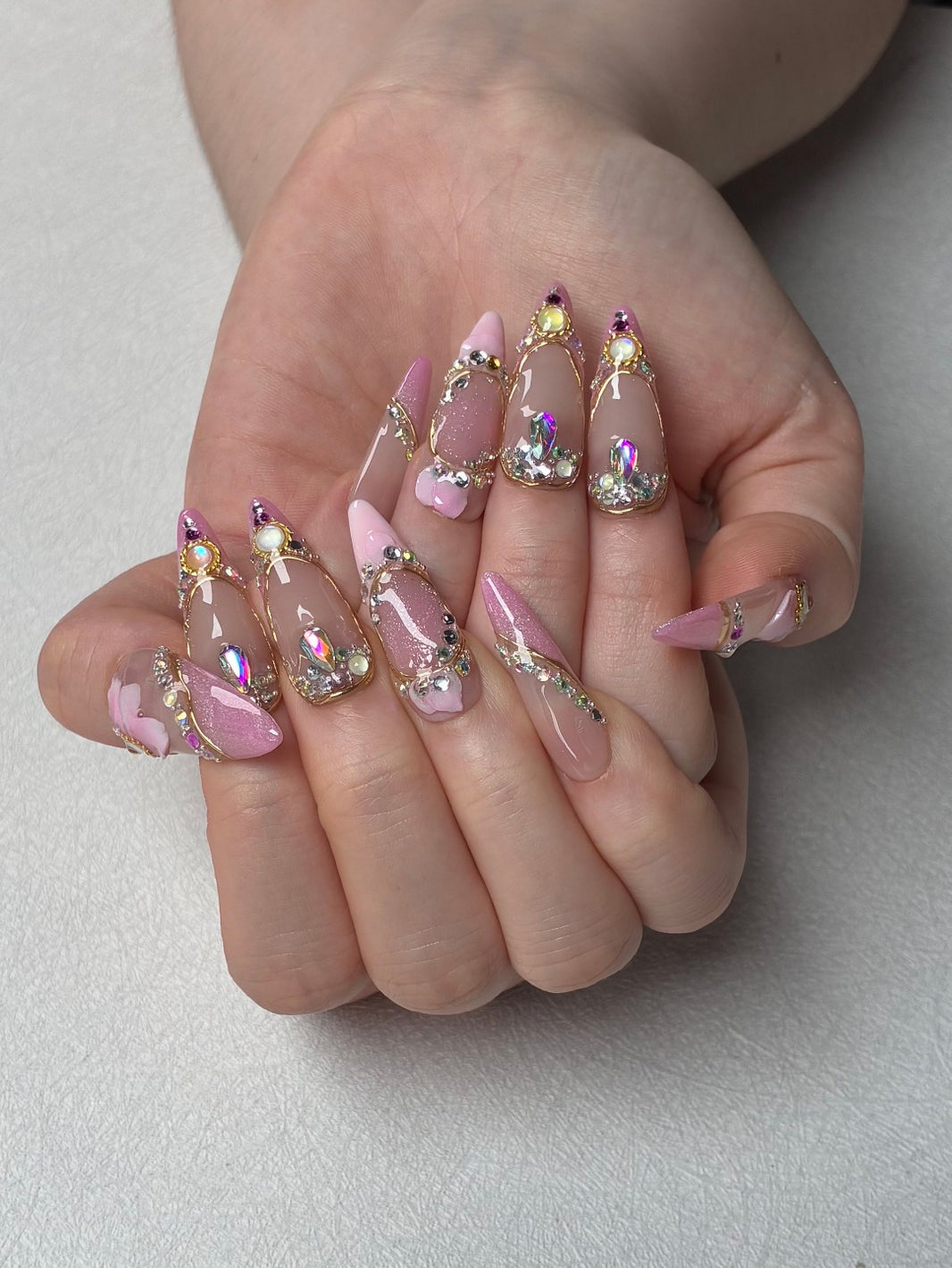 Gold Liner Rhinestone Press Ons